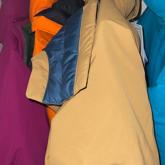 Marmot Mammoth “Biggie” - Picture 4 of 4